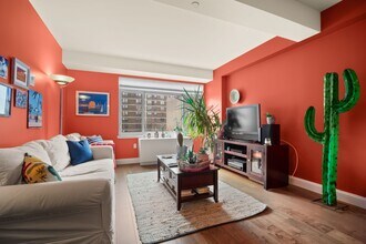 106 W 116th St in New York, NY - Building Photo - Building Photo