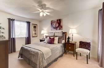 Fox Run I in Metairie, LA - Foto de edificio - Building Photo