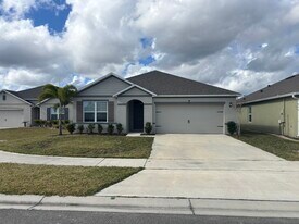 812 Sky Hvn Wy in New Smyrna Beach, FL - Building Photo
