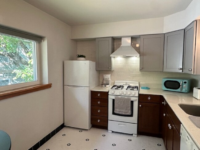 415 N Dunn St in Bloomington, IN - Building Photo - Building Photo