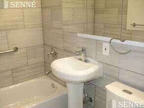 15 Ware St, Unit 1A in Cambridge, MA - Building Photo - Building Photo