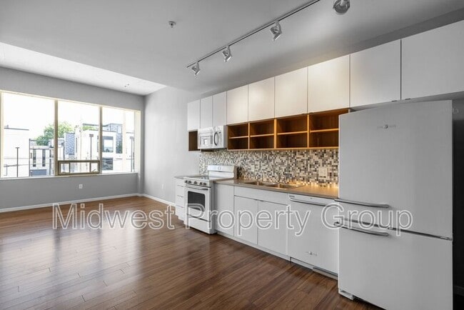 4100 Lindell Blvd in St. Louis, MO - Building Photo - Building Photo