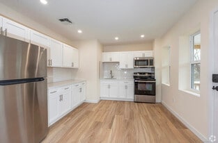 141 Bridge St in Middletown, CT - Building Photo