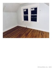 190 6th St-Unit -3 in Bridgeport, CT - Building Photo - Building Photo