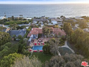 7332 Birdview Ave in Malibu, CA - Building Photo - Building Photo