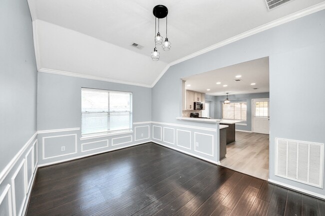 property at 414 Leisure Dr