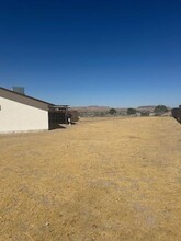 751 Higgins Rd in Barstow, CA - Building Photo - Building Photo