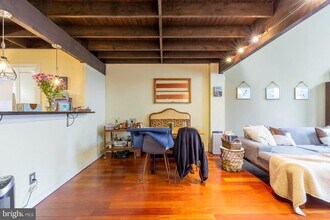 844-46 N 29th St in Philadelphia, PA - Building Photo - Building Photo