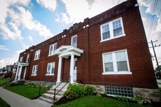 2403 Park Ave in Cincinnati, OH - Building Photo - Other