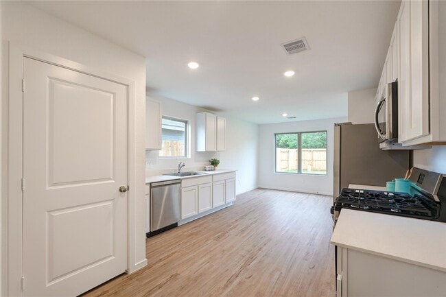 property at 17914 Becker Lndg Dr