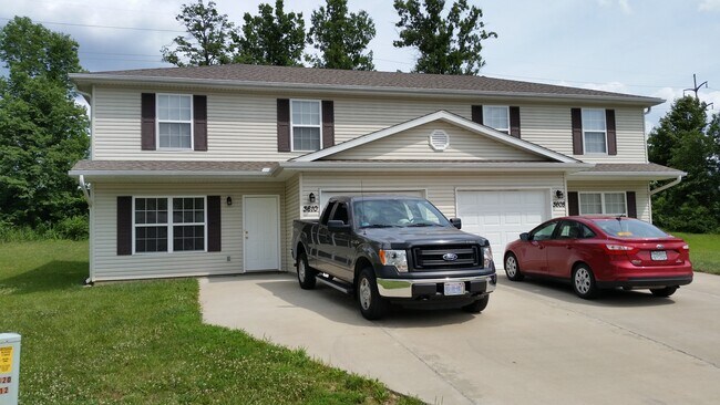 property at 3603 Zinnia Dr