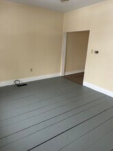 7 Gowen St in Sanford, ME - Building Photo - Building Photo