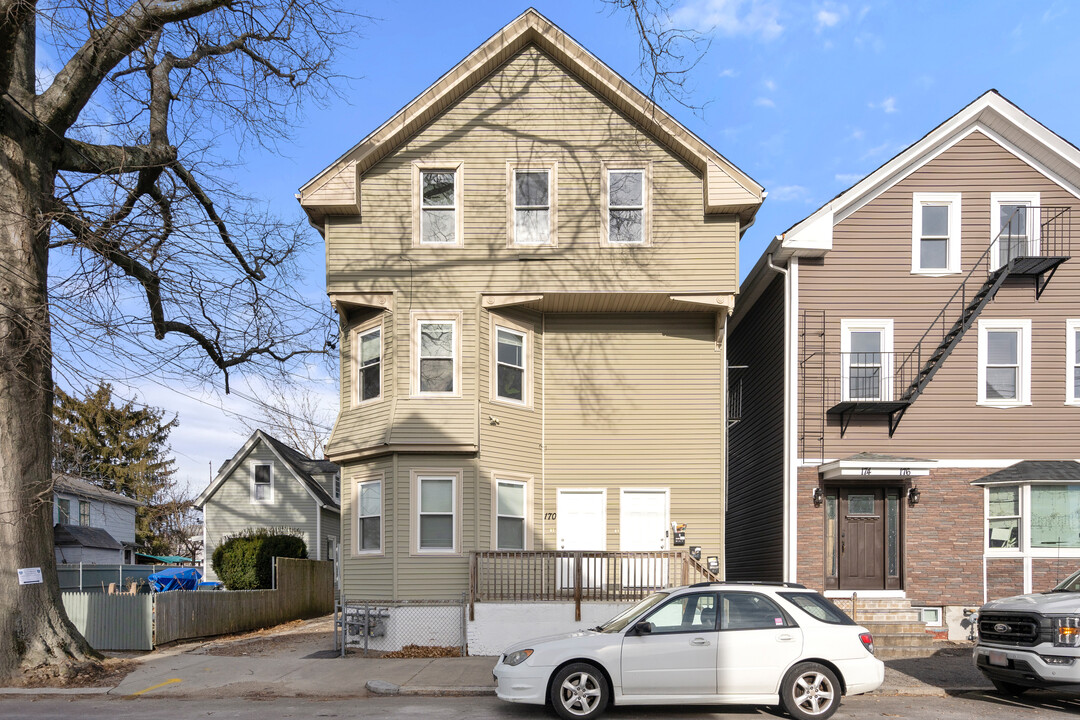 170 Allston St, Unit 3 in Providence, RI - Foto de edificio