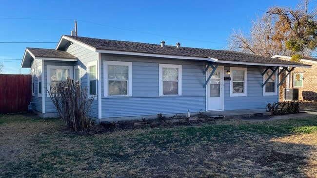 2250 Sunset Ave in Snyder, TX - Building Photo - Building Photo