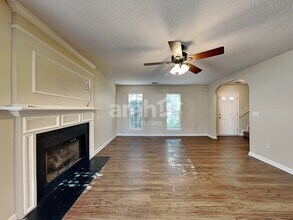 108 Ashby Cross Ct in Greer, SC - Foto de edificio - Building Photo