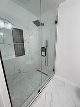 8363 Limerick Ave in Winnetka, CA - Building Photo - Building Photo