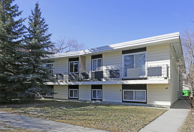 437 11a St NW in Calgary, AB - Building Photo - Primary Photo