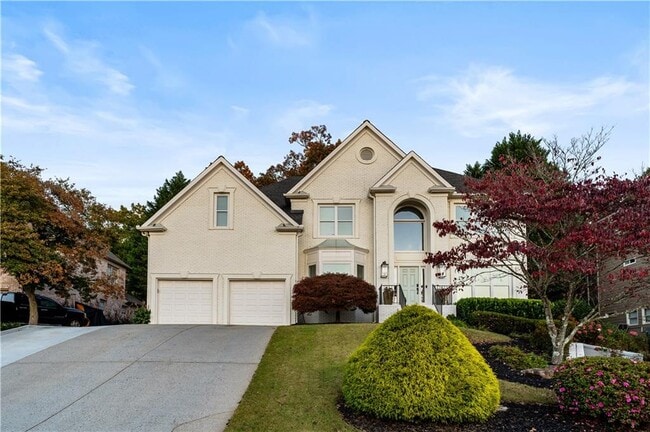 property at 3713 Lake Edge Dr