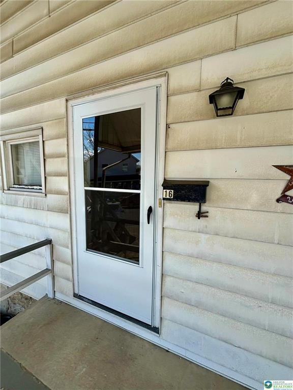 20 W Main St in Pen Argyl, PA - Building Photo - Building Photo
