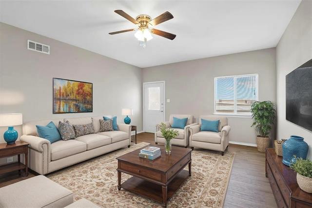 property at 512 E Hazelwood St