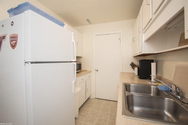 370 New Kent Rd in Blacksburg, VA - Building Photo - Building Photo