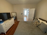 318 Beacon St, Unit 1 in Somerville, MA - Building Photo - Building Photo