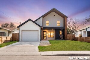 302 Bank St in San Antonio, TX - Building Photo