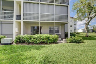 137 Fanshaw D in Boca Raton, FL - Building Photo - Building Photo