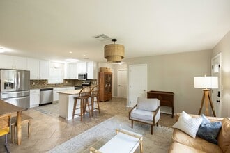 650 S Park Ave in Orange City, FL - Building Photo - Building Photo