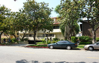 Condominiums in Glendale, CA - Building Photo - Building Photo