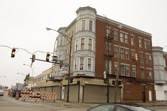 1000 W 63rd in Chicago, IL - Building Photo - Building Photo