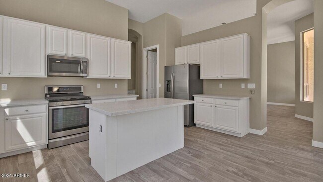 13491 E Estrella Ave in Scottsdale, AZ - Building Photo - Building Photo