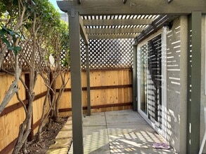 10857 Caravelle Pl in San Diego, CA - Building Photo - Building Photo