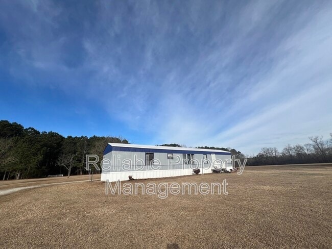 905 O B J Rd in Dunn, NC - Building Photo - Building Photo
