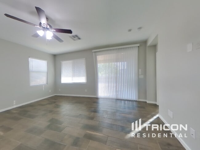 26127 N 121st Ave in Peoria, AZ - Building Photo - Building Photo