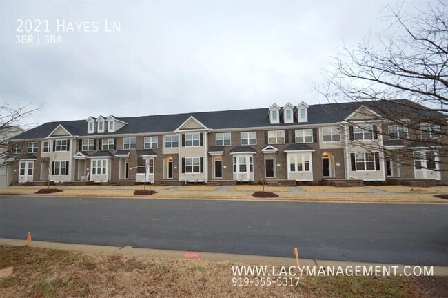 2021 Hayes Ln in Holly Springs, NC - Building Photo - Building Photo