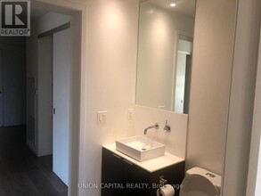 159-1159 Dundas St E in Toronto, ON - Building Photo - Building Photo