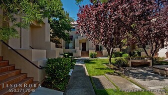 129 E Court Ln in Foster City, CA - Building Photo