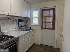 1333 Sycamore Ave in Wilmington, DE - Building Photo - Building Photo