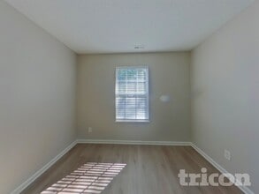 925 Schofield Ln in Columbia, SC - Foto de edificio - Building Photo