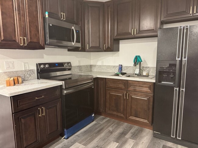 property at 1 Matmor Rd