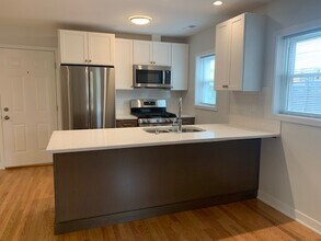 7227 Thomas St in River Forest, IL - Building Photo - Building Photo