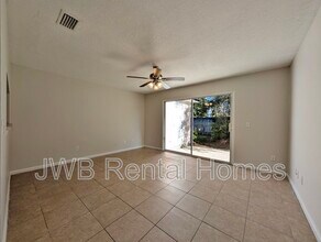 77 7th St in Atlantic Beach, FL - Building Photo - Building Photo
