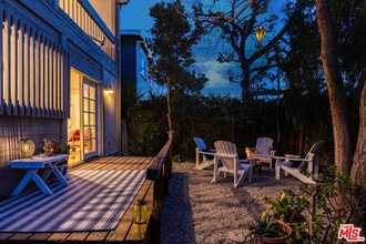 4450 Alla Rd in Los Angeles, CA - Building Photo - Building Photo
