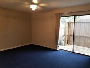 103 Dawn in Horseshoe Bay, TX - Building Photo - Building Photo