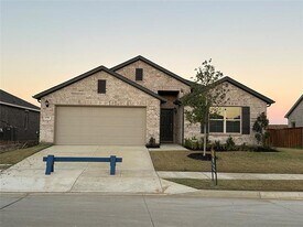6504 Auburn Dl Rd in Pilot Point, TX - Building Photo