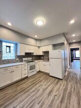 6810 S Calumet Ave in Chicago, IL - Building Photo - Building Photo