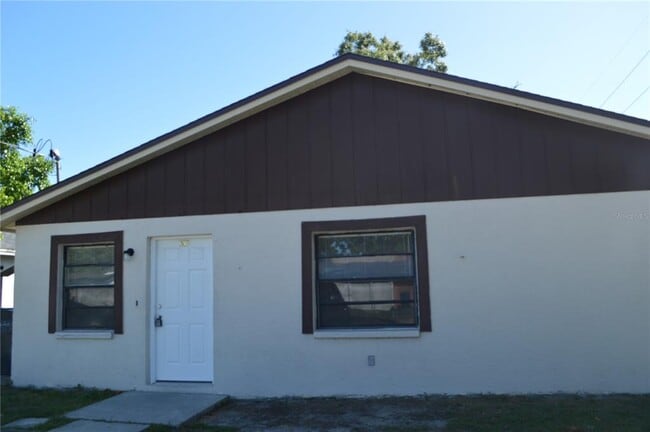 property at 6901 N Blossom Ave