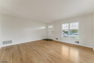 788 Boynton Ave in Westfield, NJ - Building Photo - Building Photo
