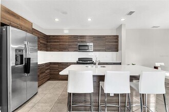 105 Kenny Blvd in Haines City, FL - Building Photo - Building Photo